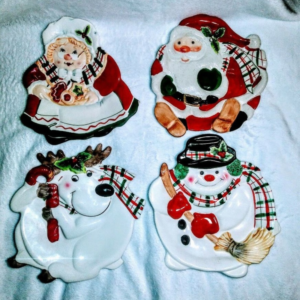 GIFT GALLERY By Fitz and Floyd. ~SANTA, MRS.CLAUSE